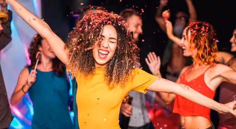 que-significa-sonar-que-estoy-bailando-en-una-fiesta